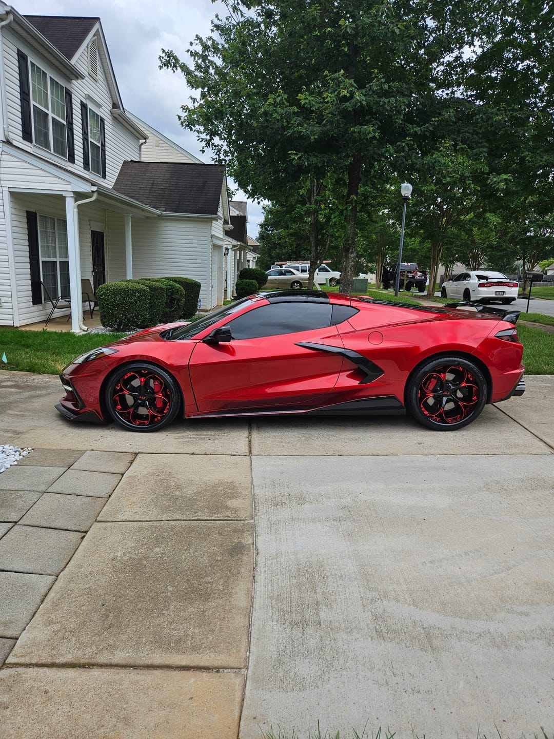 RV-DS016| Custom Forged Corvette C8 Stingray / Z51 Red Mist & Black Wheels