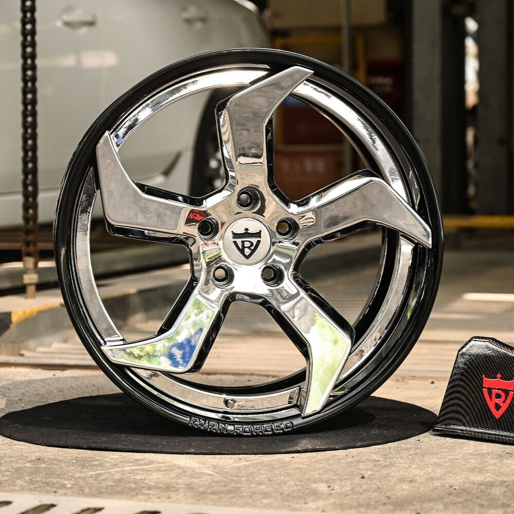 RV-DC25 | Custom Forged 5 Spoke Corvette C8 Stingray / Z51 Wheels