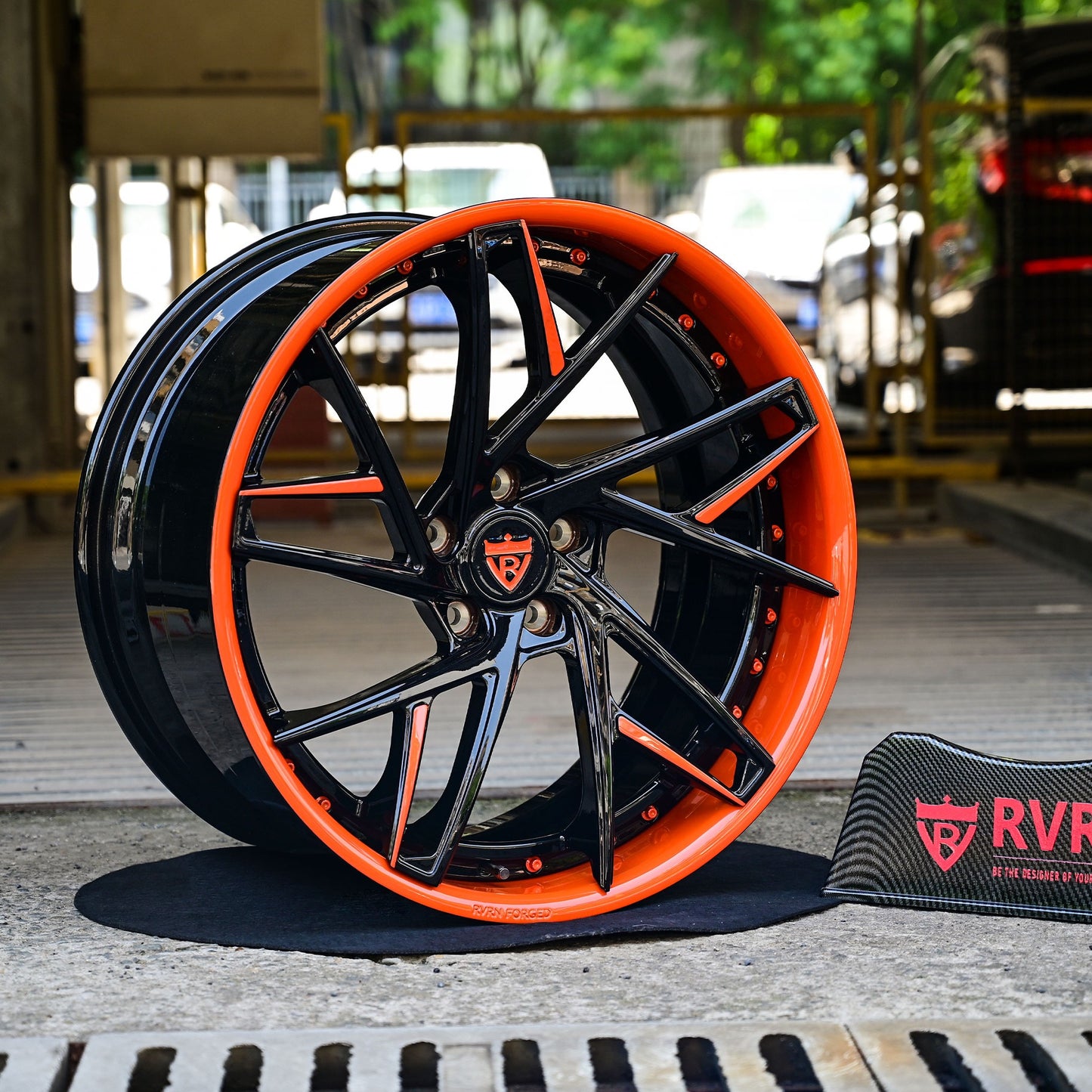 Super deep concave custom wheels with orange and black finish for 2020-2025 Corvette C8 Stingray Z51-OEM Setup