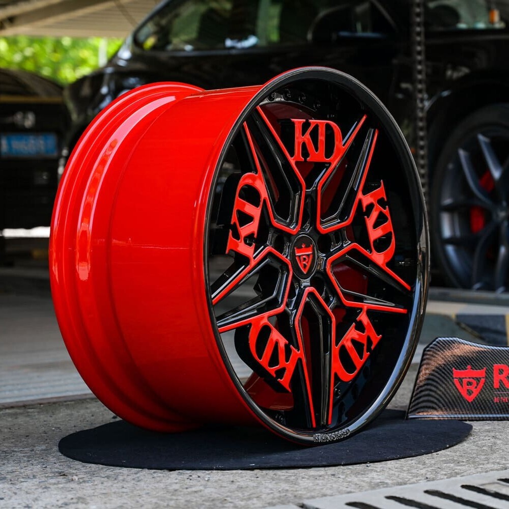 Side angle showing custom 2-piece RB-01 wheels on Corvette C8