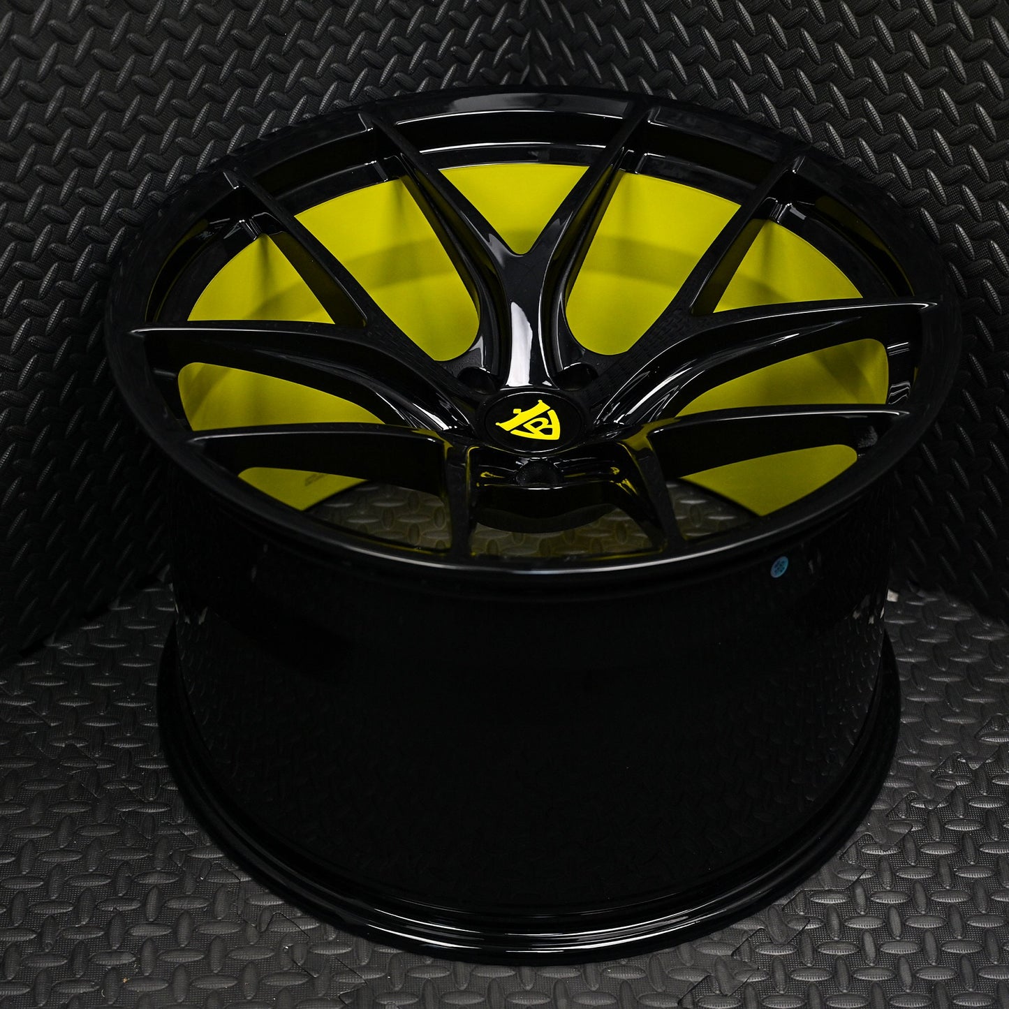Corvette Color-Matched Accelerated Yellow and Black Custom Aftermarket wheels for Corvette C8 Z06 with OEM Specs-Concave and y-spoke rims