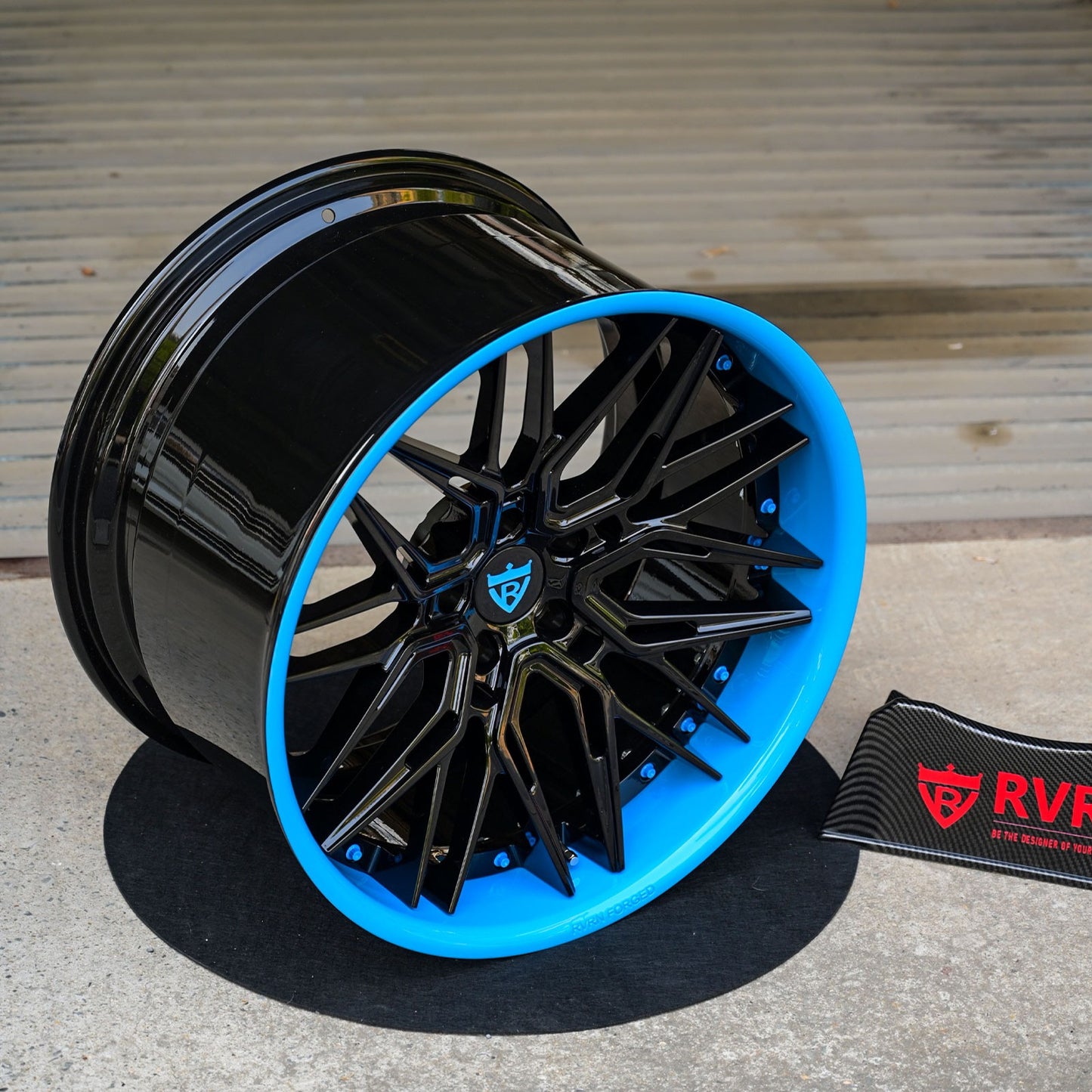 RV-T081 | Custom Forged 2-Piece Corvette C8 Z06 / E-Ray Deep Concave Rapid Blue Wheels | 20x10, 21x13 Setup