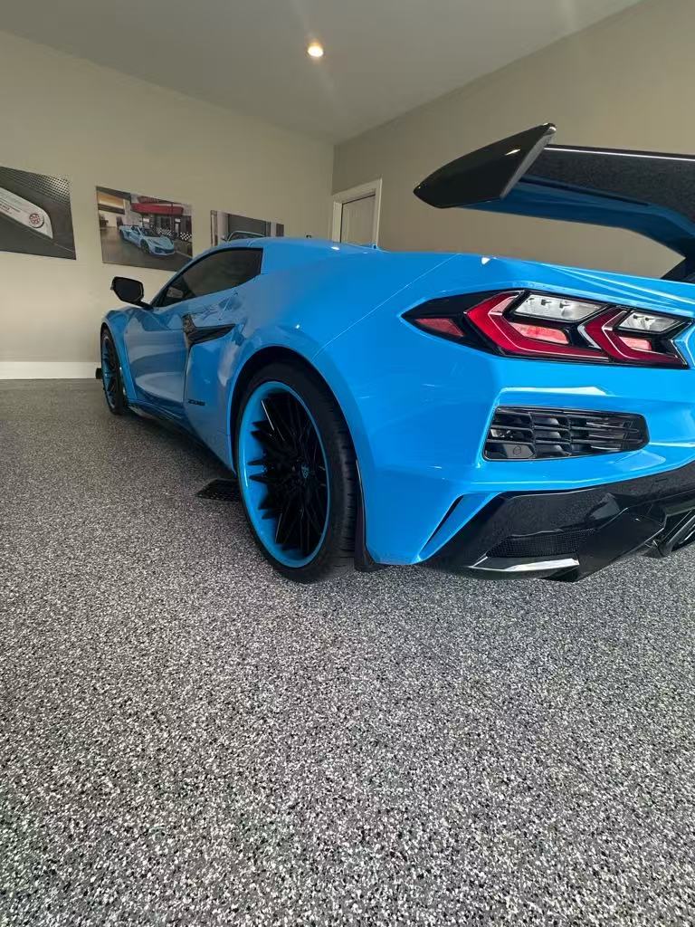 RV-T081 | Custom Forged 2-Piece Corvette C8 Z06 / E-Ray Deep Concave Rapid Blue Wheels | 20x10, 21x13 Setup