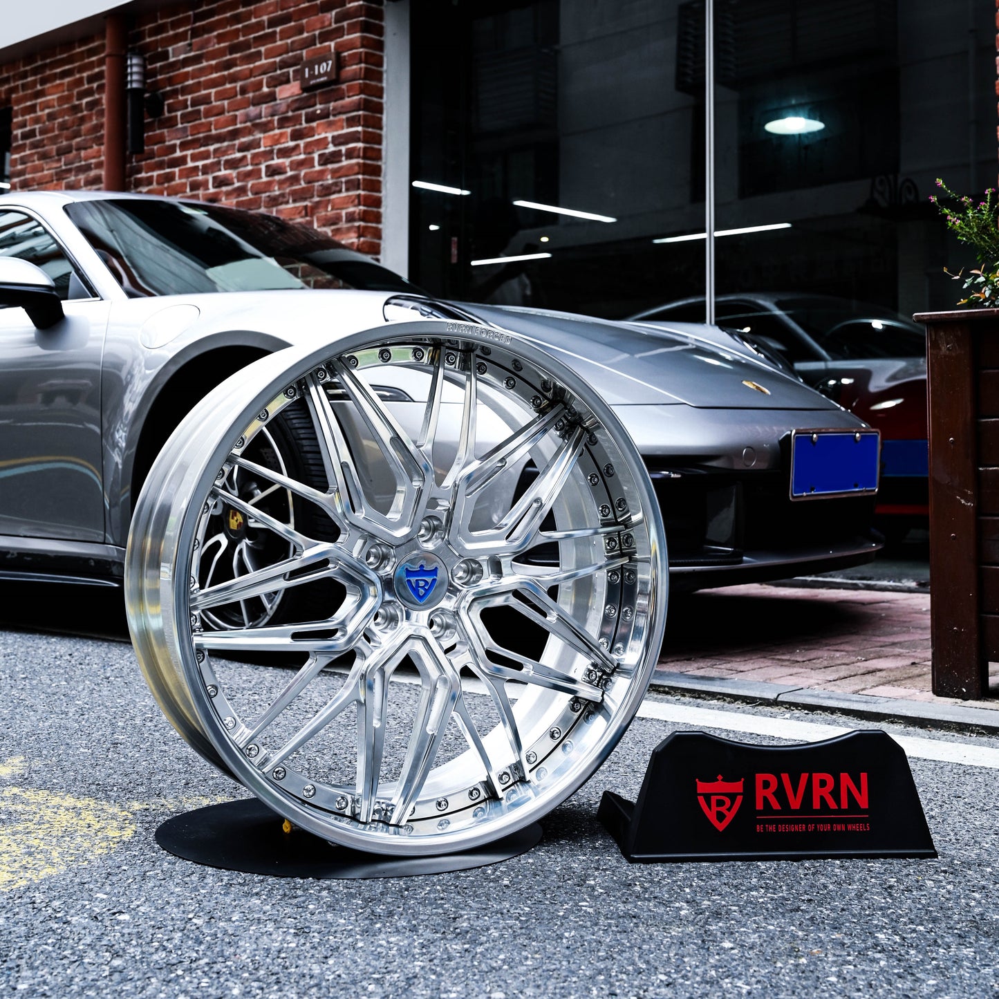 RV-T081 Series | Custom Forged 3-Piece Wheels