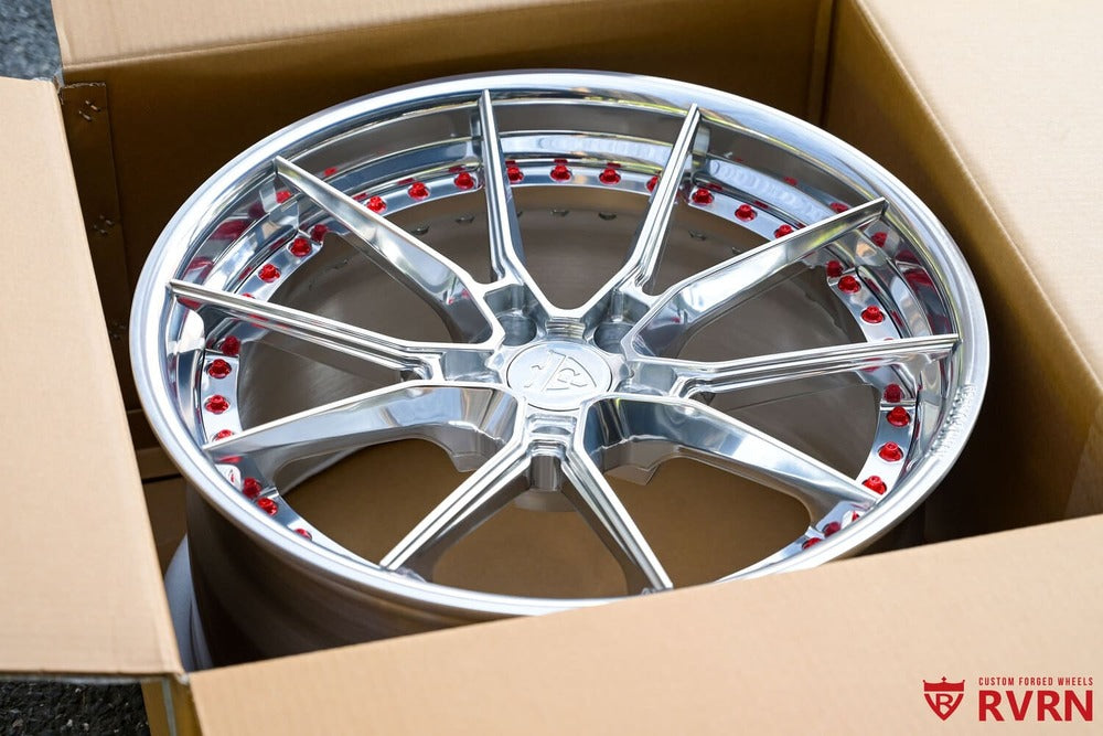 	Front angle of C8 Corvette custom wheels RV-DB082 in 19x8.5/20x11