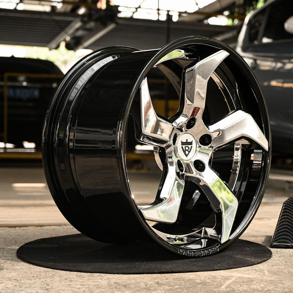 RV-DC25 | Custom Forged 5 Spoke Corvette C8 Stingray / Z51 Wheels