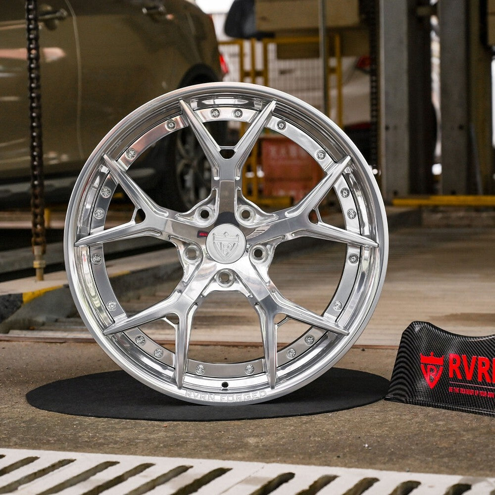 RV-DC69 | Custom Forged 2-Piece Corvette C6 Wheels, Shiny Polished Aluminum with 18x8.5/19x10 setup