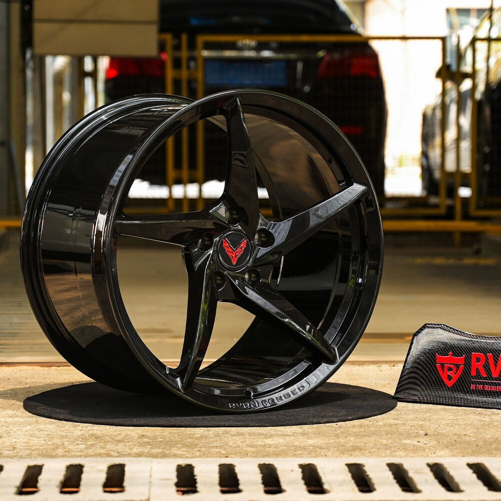 RV-MC35| Custom Forged 1-Piece Corvette C7 Z06 Wheels ｜ 5-Spoke, 19x10/20x12, Gloss Black