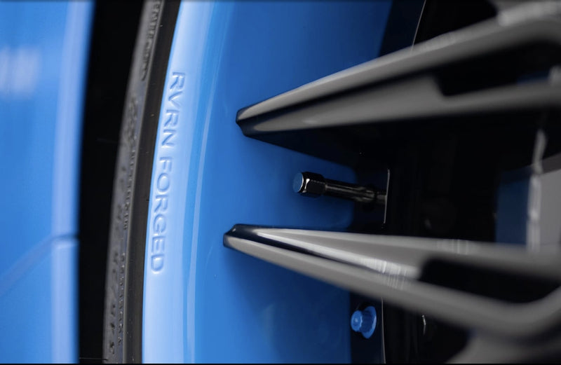 Rapid Blue Corvette C8 Z06 with RVRN Deep Dish Forged Wheels – Color-matched rapid blue & gloss black-20x10/21x13 Performance Setup