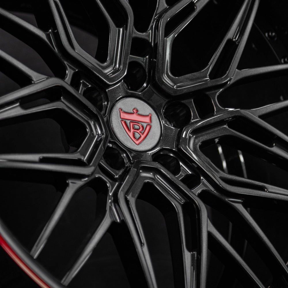 Side profile of Corvette C8 Z06 with RV-T081 forged 2-piece wheels