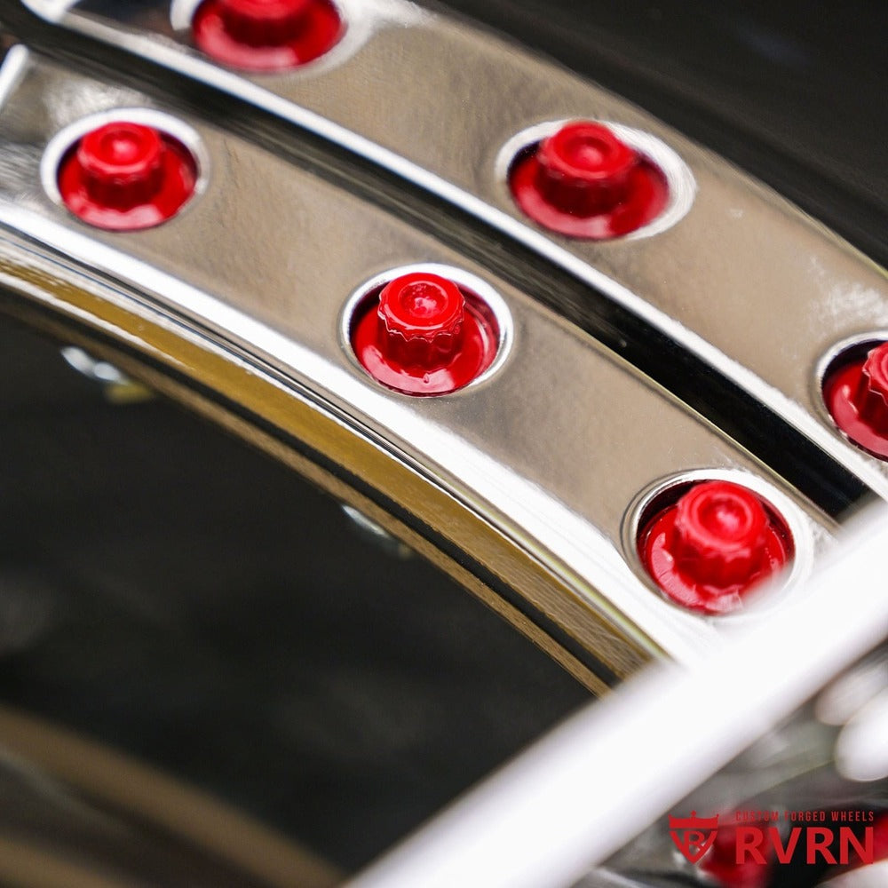 	Chrome lip reflection on deep concave RV-DC29